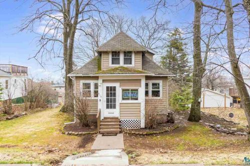 610 Sparkman Ave, Duluth, MN 55803-2150