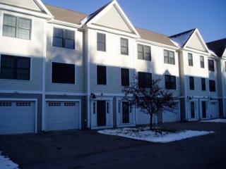 27 Village Dr, Meredith, NH 03253-5739