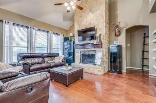 5329 Molasses Dr, Fort Worth TX  76179-8166 exterior