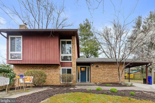5392 Phelps Luck Dr, Columbia, MD 21045-2335
