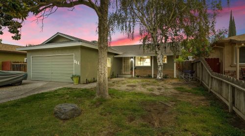 844 Jade Pl, Manteca, CA 95336-3522