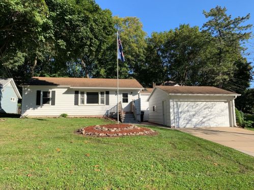 315 Illinois Ave, Batavia, IL 60510-1909
