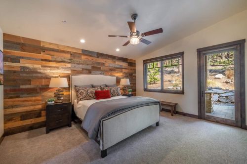 11490 Bottcher Loop, Truckee CA  96161-2793 exterior