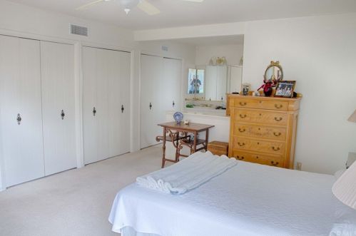 11491 Plantero Dr, Santa Ana CA 92705-3108 exterior