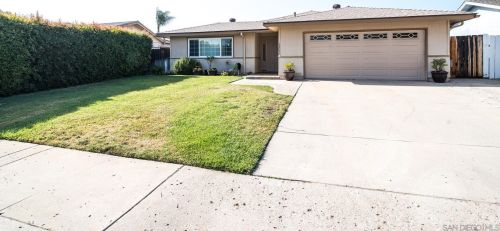 13046 Chrissy Way, Lakeside, CA 92040-3311