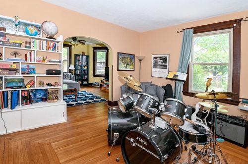 342 Ada St, Cincinnati OH 45219-1102 exterior