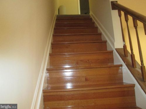 15 Valleyfield Ct, Silver Spring MD 20906-5724 exterior