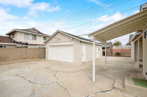 2509 Crescent Ave, Anaheim CA  92801-5004 exterior