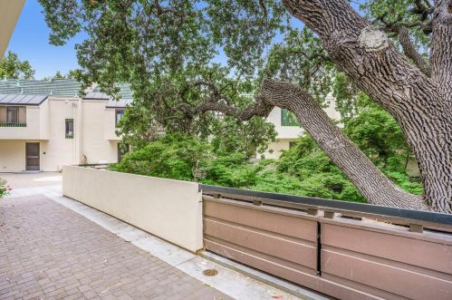 100 El Camino Real, Mountain View CA  94040-2664 exterior