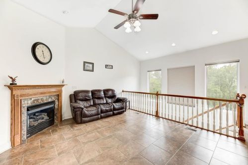3318 Magnolia Ln, Festus, MO 63028-4596