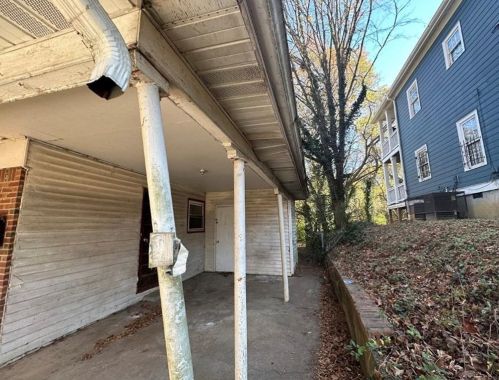 875 Hall St, Atlanta GA  30318-4712 exterior