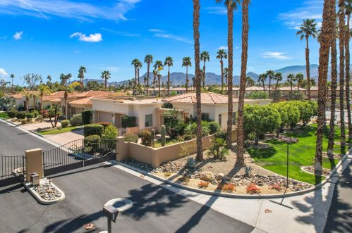 1 Mesquite Ridge Ln, Rancho Mirage, CA 92270-4820