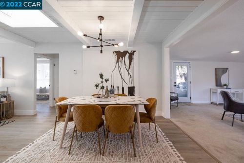 18387 Crest Ave, Hayward CA  94546-2723 exterior