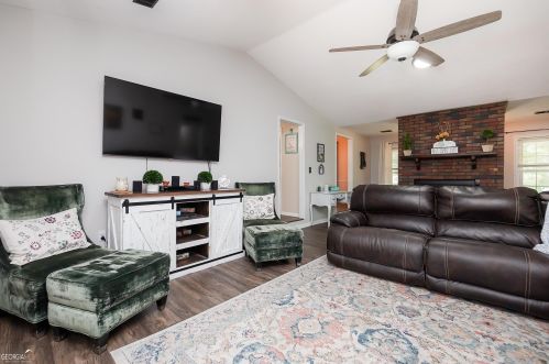 102 Chimney Pl, Warner Robins GA  31088-6523 exterior