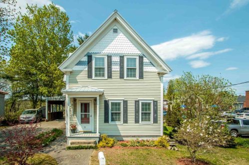 21 Highland St, Carroll, NH 03598-3011