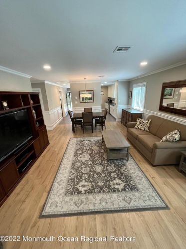 20 Hanover Ct, Tinton Falls NJ 07701-5421 exterior