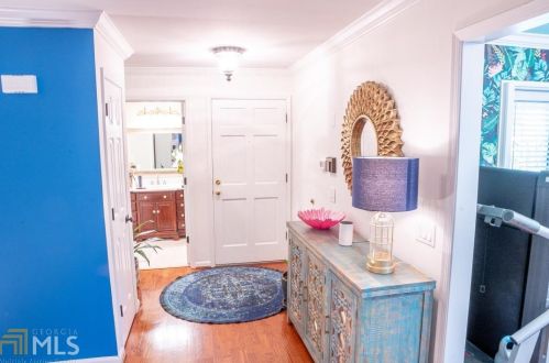 505 Bainbridge Dr, Atlanta GA  30327-4273 exterior