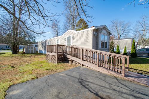 60 Long St, Mere Point, ME 04011-9465