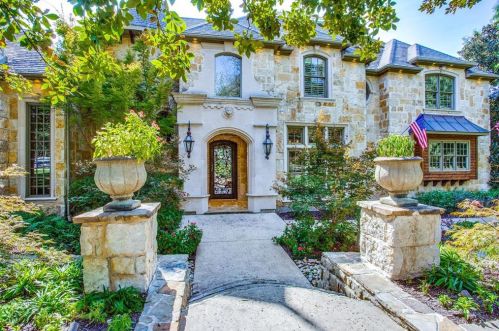 8701 Baltusrol Dr, Lewisville, TX 75022-6520