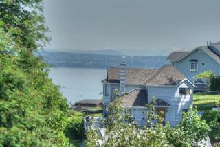 8624 Side Dr, Tacoma WA  98422-1132 exterior