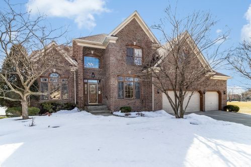 3312 Rollingridge Rd, Naperville, IL 60564-4219