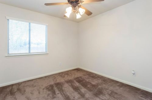 1230 Gibbons Ct, Richmond TX 77471-2485 exterior