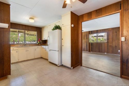 1859 10 Ave, Honolulu HI  96816-2910 exterior