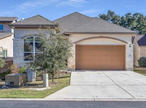 529 Carriage House, Spring Branch TX  78070-4983 exterior