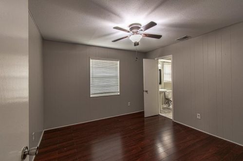 3921 Douglas Dr, Garland TX 75041-4331 exterior