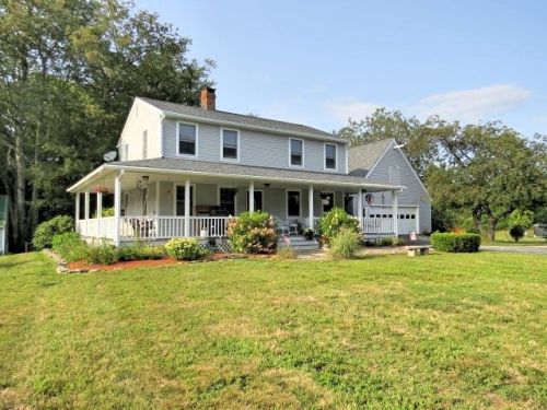 51 Danville Rd, Kingston, NH 03848-3407