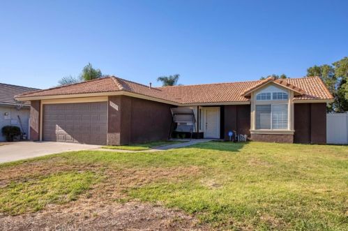 2475 Buena Vista Dr, Rialto, CA 92377-3623