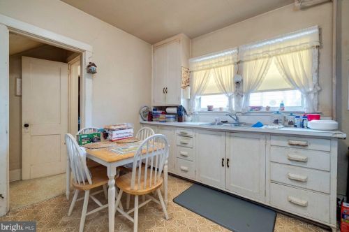 6 Deford Ave, Richmond National Battlefiel, VA 22835-1150