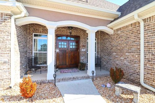 4046 Coosa Dr, Bonaire, GA 31005-2526