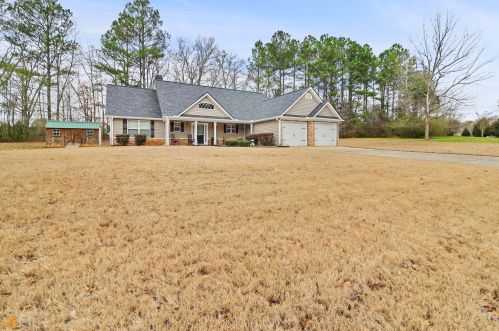 110 Woodlands Dr, Jackson, GA 30233-5862