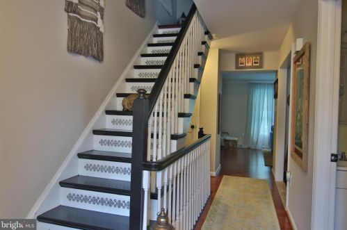 1288 Masters Dr, Arnold, MD 21012-2328