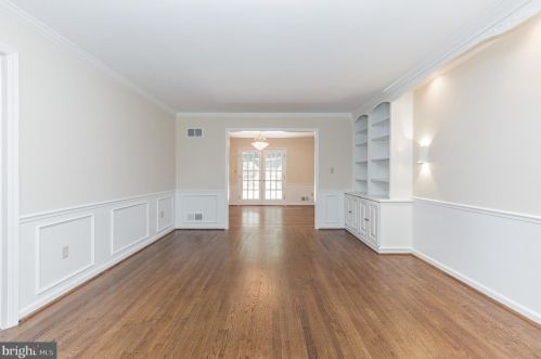 13825 Gate Dr, Silver Spring MD 20906-2208 exterior