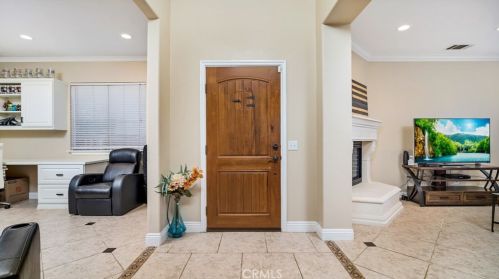 16163 Setting Sun Cir, Riverside CA  92503-0527 exterior