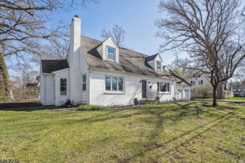 8 Sunset Pl, Morristown, NJ 07960-5614