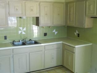 1657 Hayes Ave, Springfield MO  65803-5141 exterior