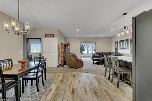 5369 Sand Bunker St, Saint Cloud, MN 56304-4652