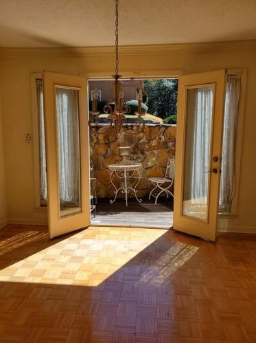 856 Lake Hollow Blvd, Marietta, GA 30064-3947