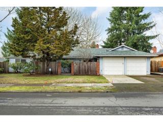 2731 Meadowlark Dr, Beaverton OR  97123-8346 exterior