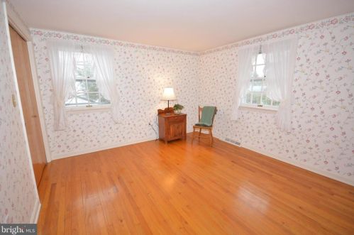 1949 Rachael Dr, Lancaster PA  17601-3627 exterior