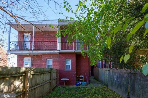 914 Plum St, Lancaster PA  17602-1938 exterior