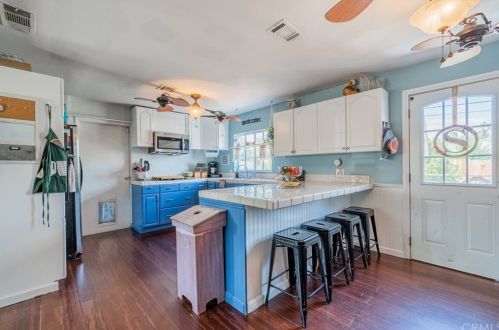 11531 Norwood Ave, Riverside CA  92505-3241 exterior