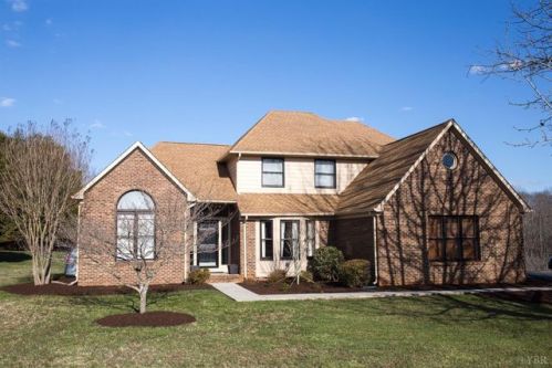 102 Persimmon Way, Forest, VA 24551-1850