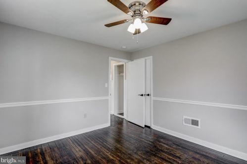 210 Rosedale Ave, Lancaster PA  17603-5708 exterior