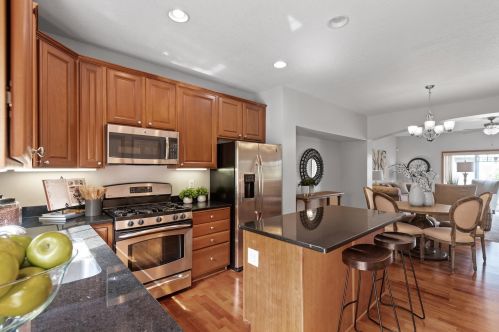 2150 Cedar Grove Trl, Saint Paul MN  55122-1543 exterior
