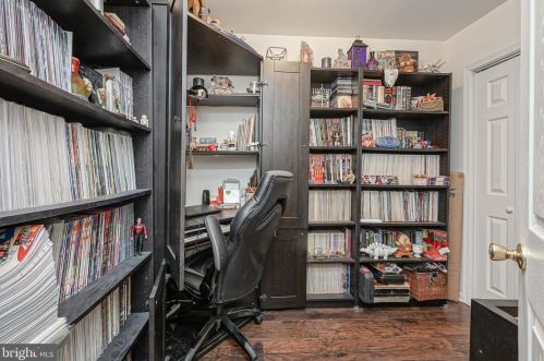 2238 12 St, Philadelphia PA 19133-1006 exterior