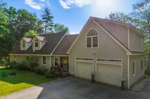 152 Flower Dr, Barrington, NH 03825-7304
